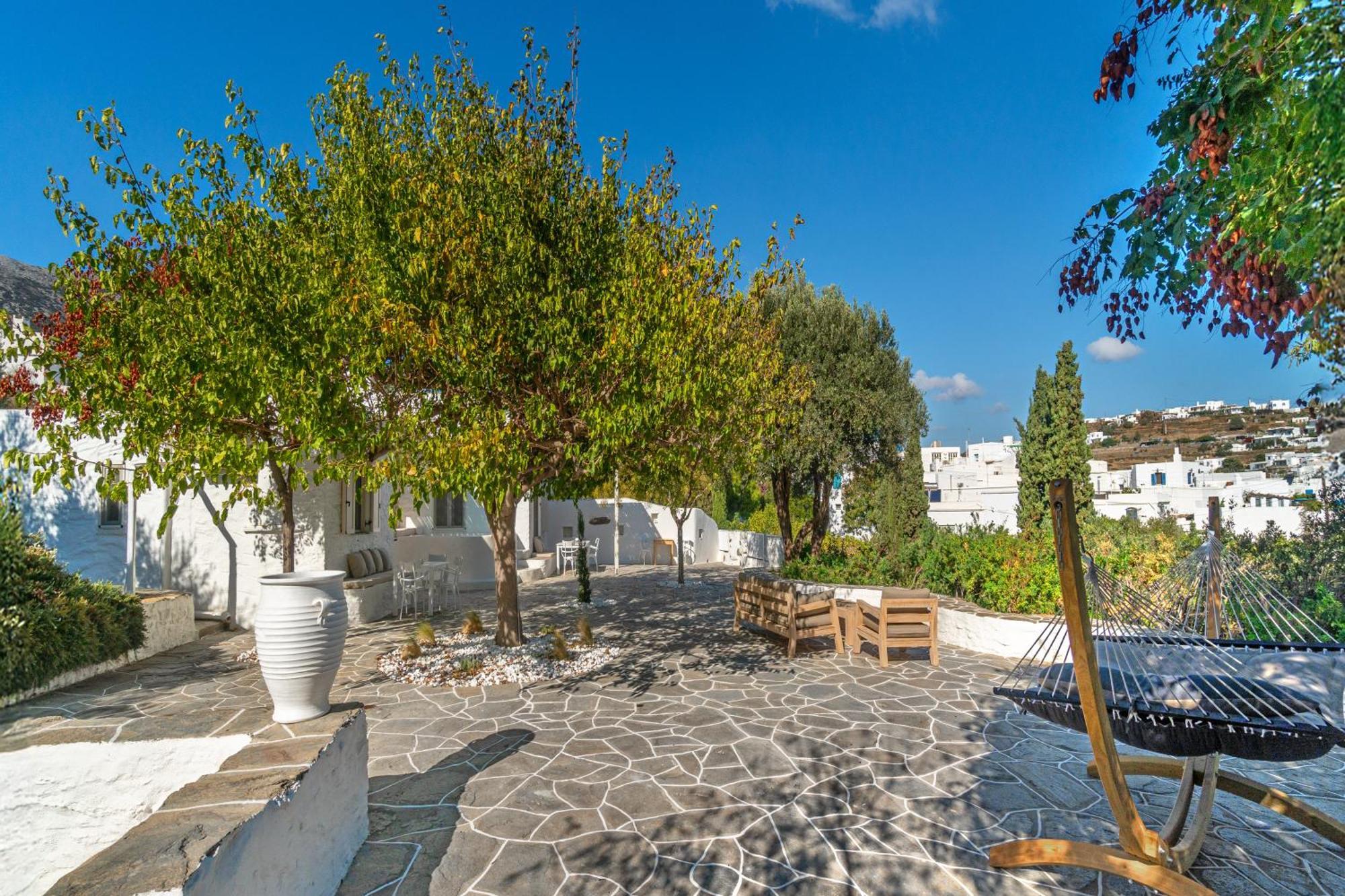 Rabagas Suites Luxury - In The Heart Of Sifnos Apollonia Exterior foto